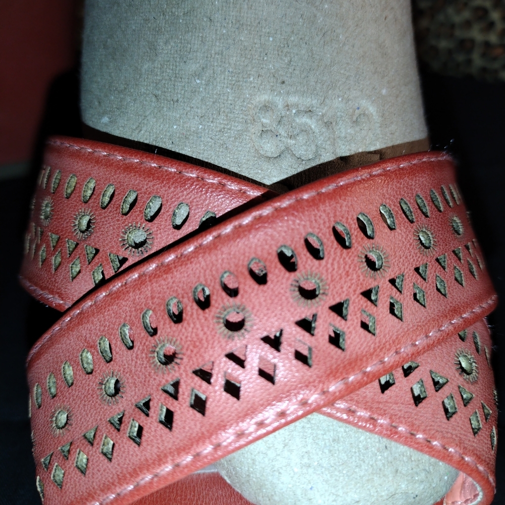 Coral platforms